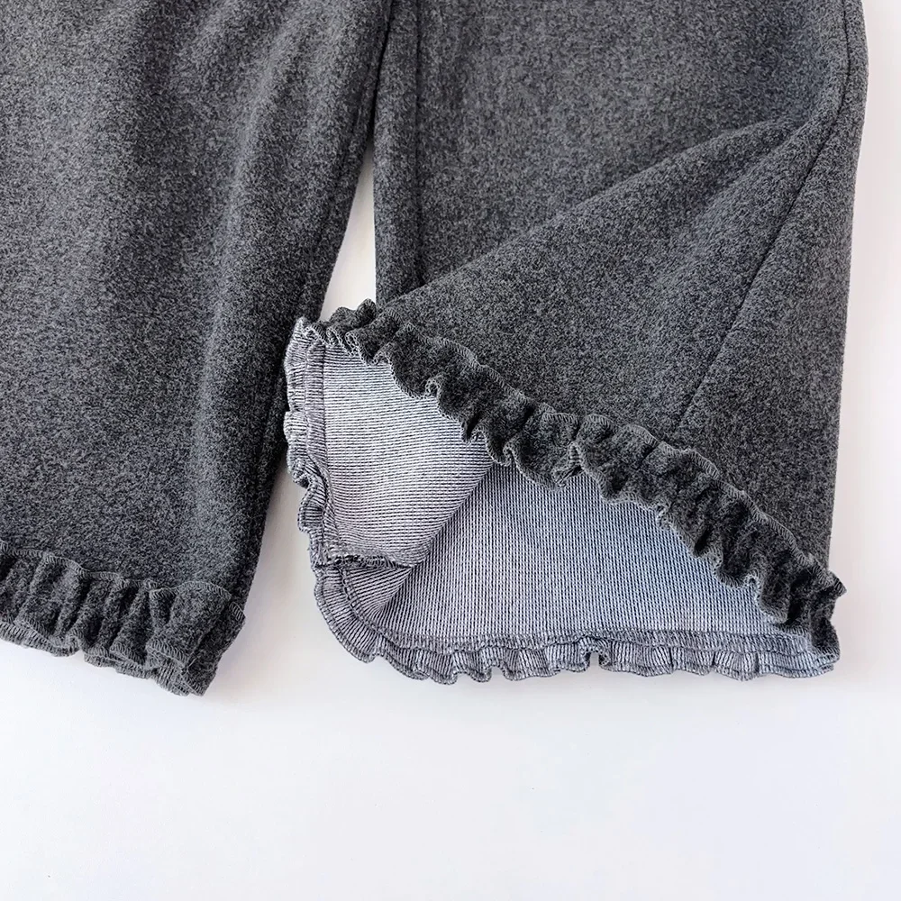 Conjunto de otoño para niñas en diferentes colores