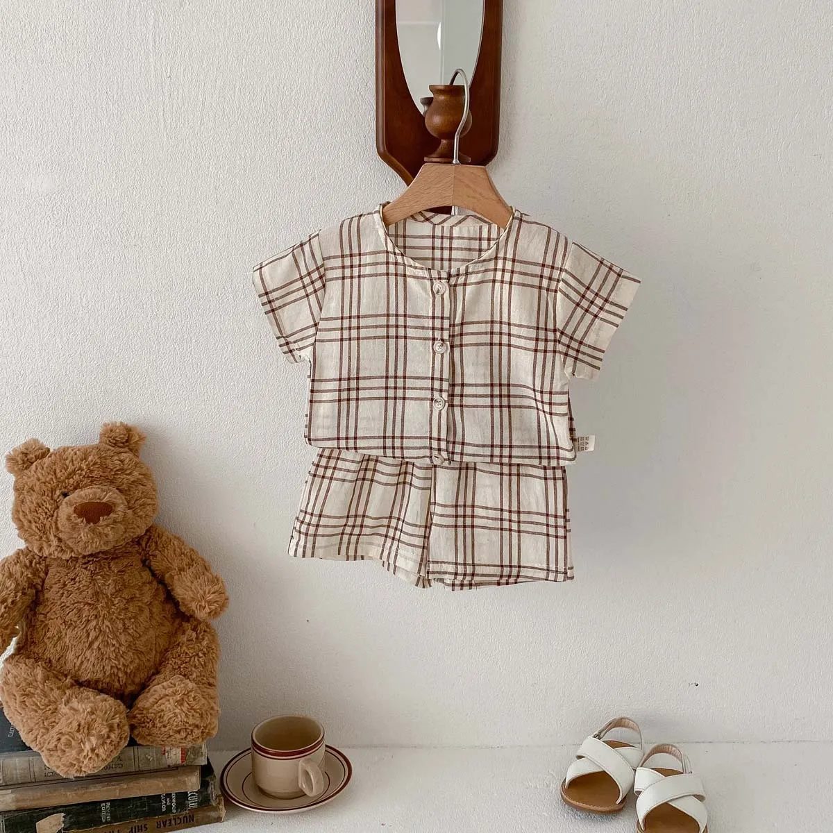 MILANCEL Conjunto verano a cuadros para bebé y niño – Camiseta y pantalones - imagen 3