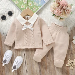 Conjunto de punto invierno para bebé – Suéter con cuello de tortuga y pants
