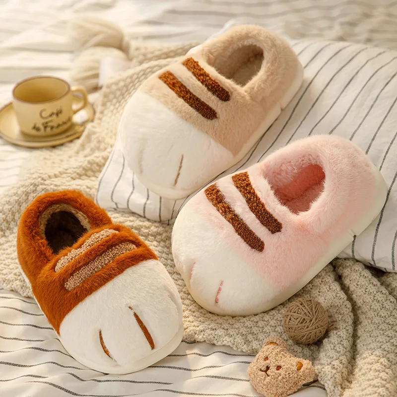 Diseño tipo mocasín con tacón cerrado