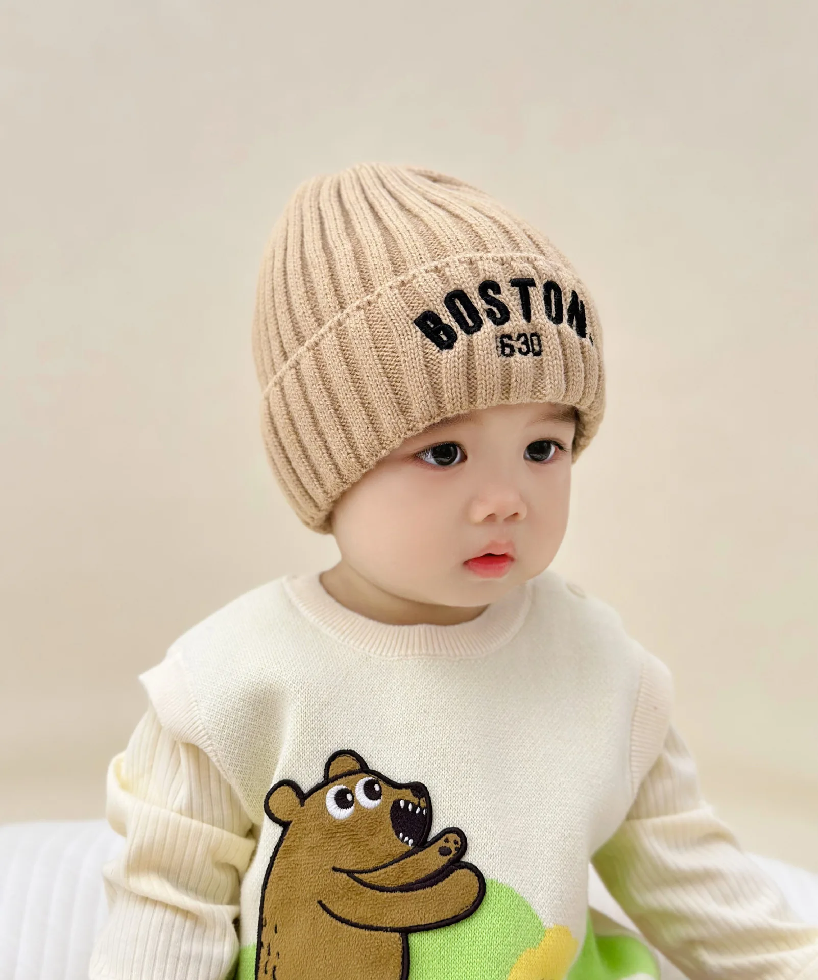 Gorro bordado Boston frontal