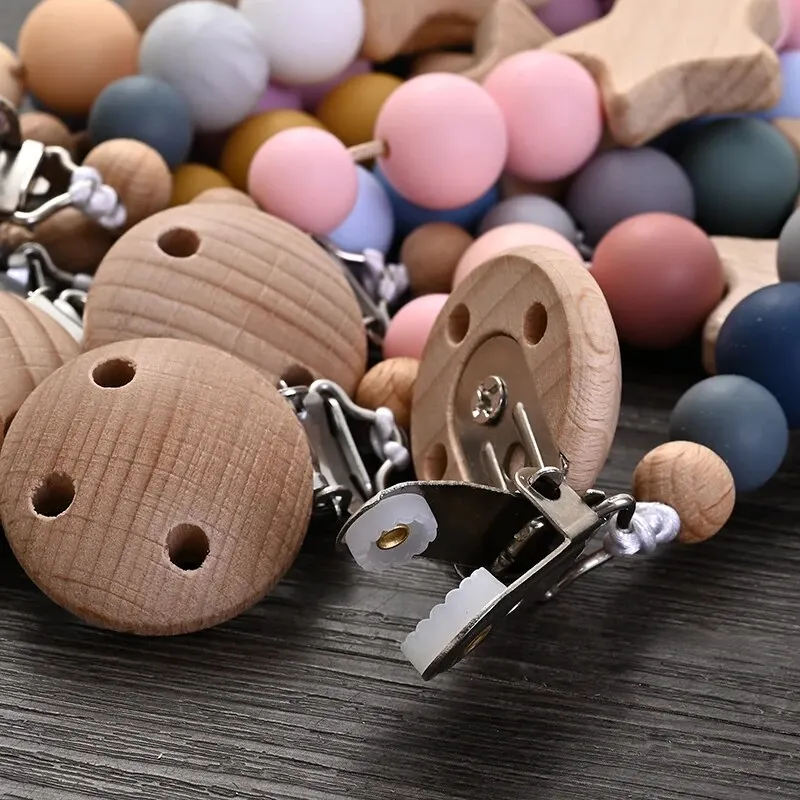 Conjunto con correa/cadena para el chupete