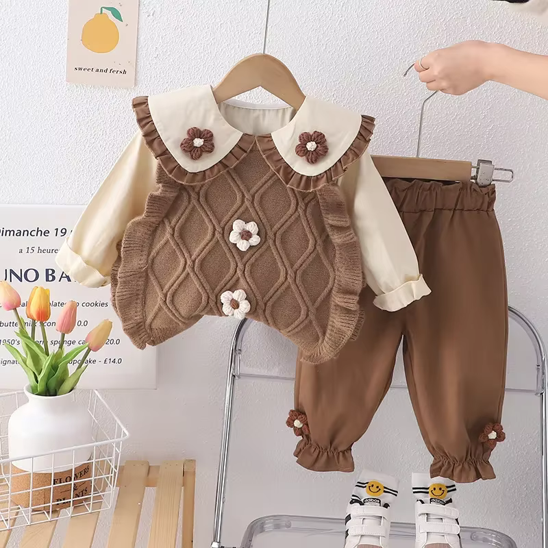 Conjunto de ropa para bebe: chaleco, camisa y pantalon, moda infantil - imagen 3