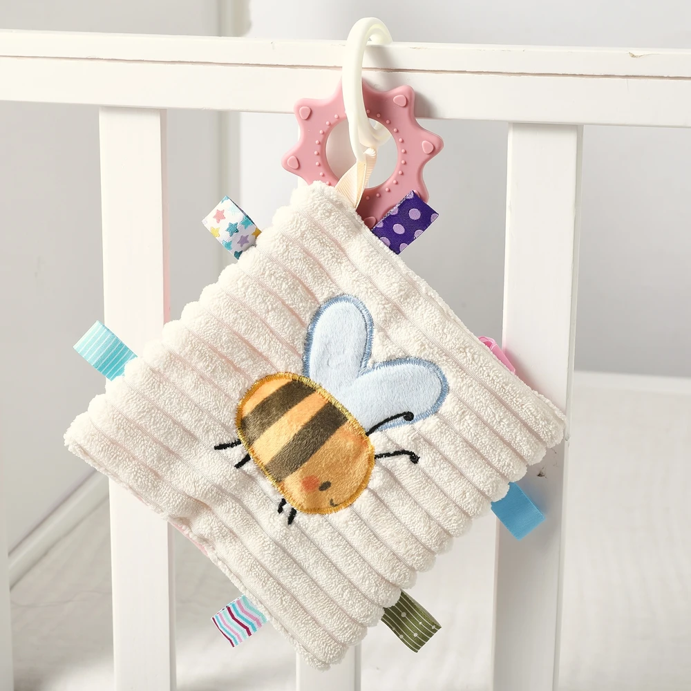 Manta de bebé sensorial con mordedor de peluche y animalitos - imagen 4