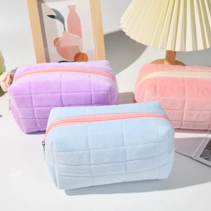 Bolsa de cosméticos diseño almohada en rosa, blanco y azul - imagen 5