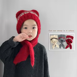 Gorro infantil de punto con solapa para las orejas y cuello