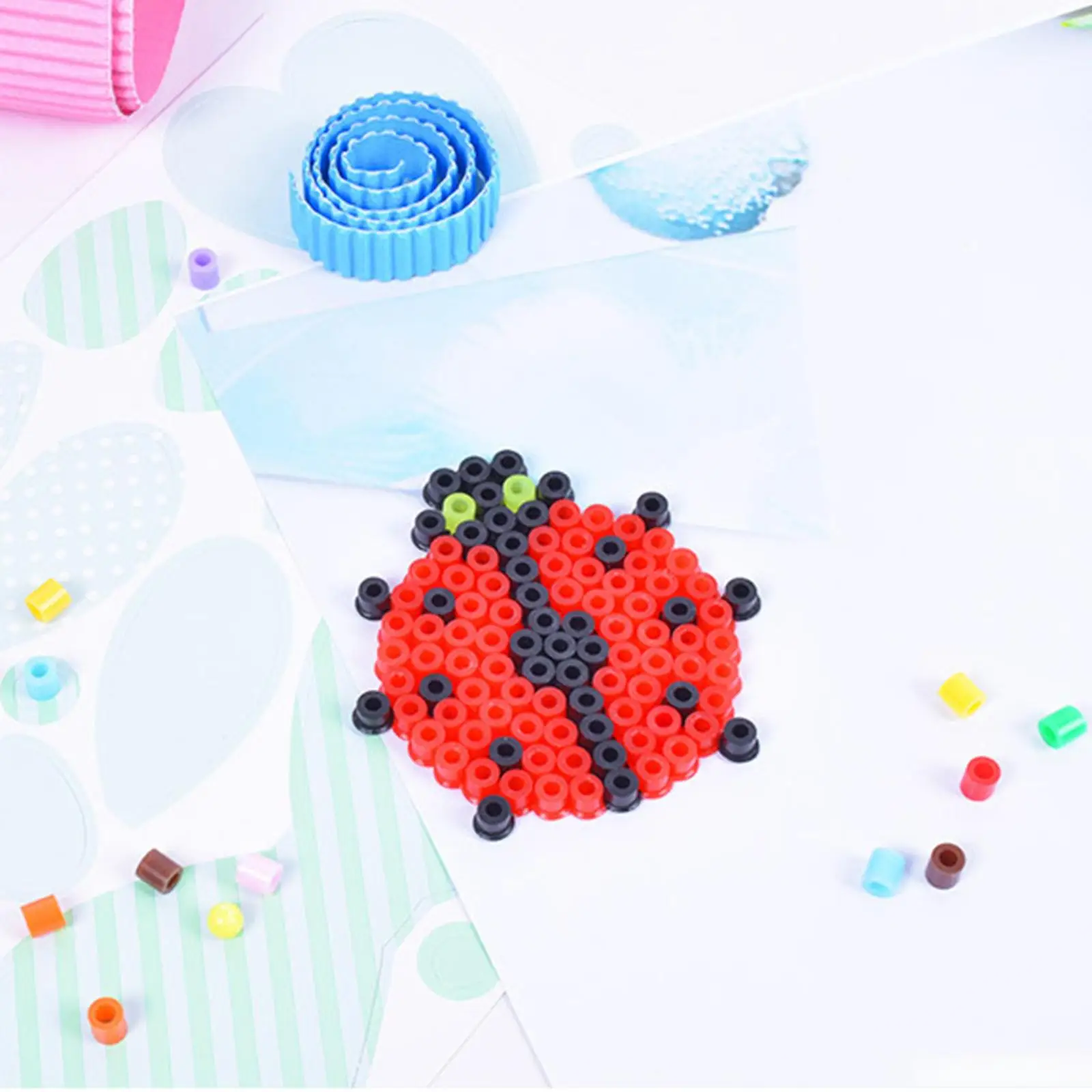Hama perlas de fusión para manualidades infantiles y rompecabezas - imagen 4
