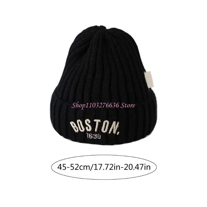 Gorro bebé tejido con letras bordadas y capucha cálida - imagen 2