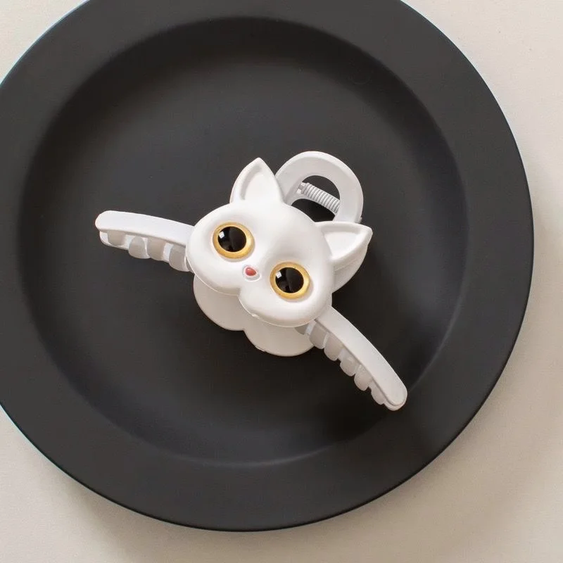 Clip/horquilla con acabado decorativo para peinados con personalidad