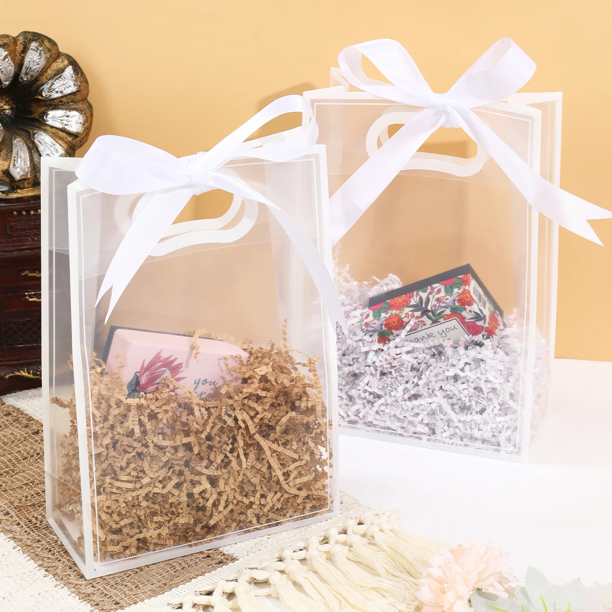 Bolsa transparente para golosinas bebé con cinta blanca - imagen 3