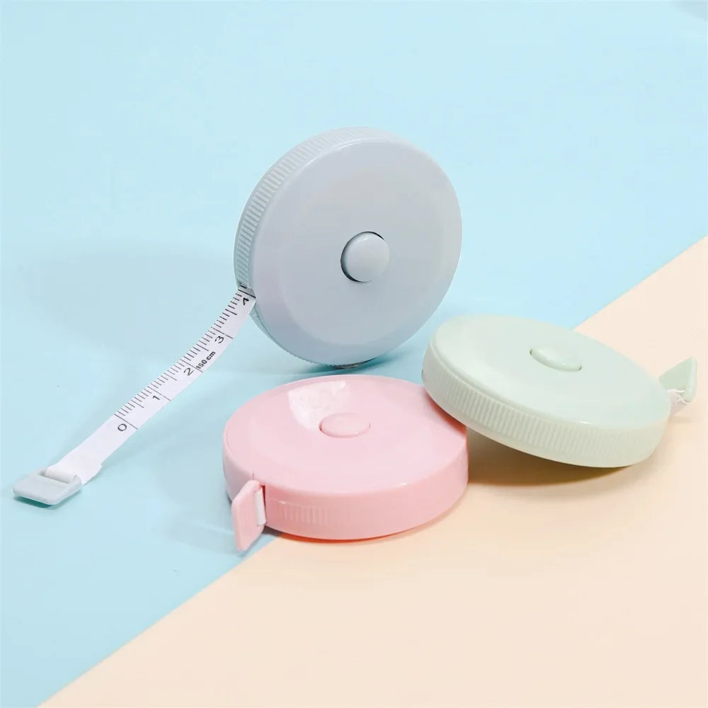Mini cinta métrica de plástico en rollo para manualidades - imagen 3