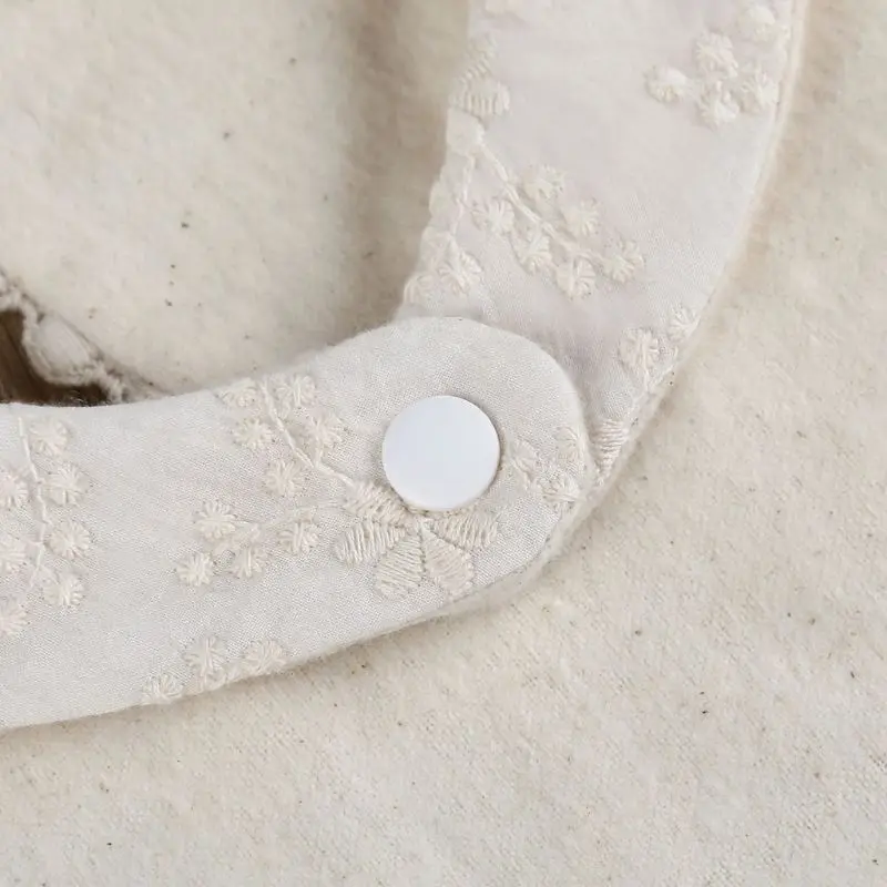 Boho Beige - Babero de algodón con flores bordadas para bebé - imagen 4
