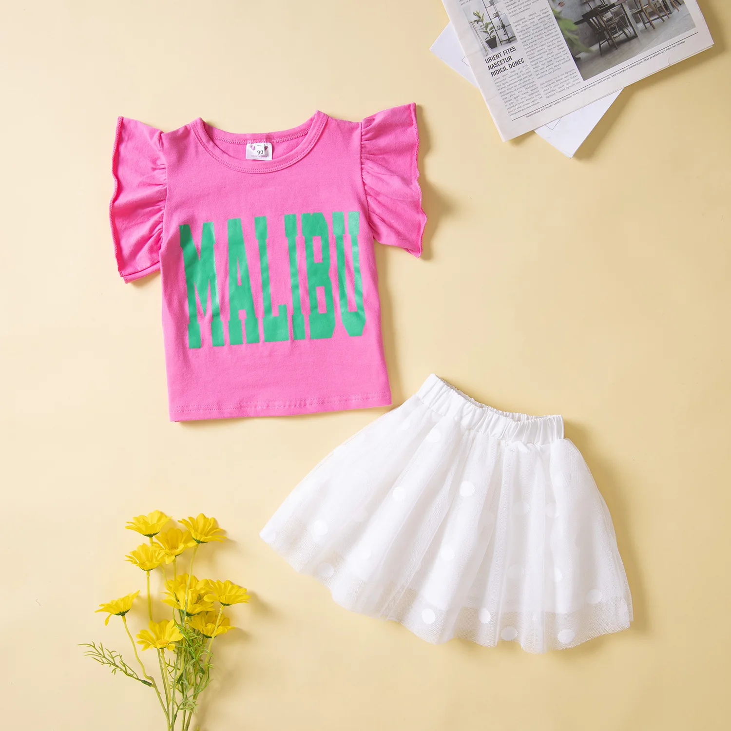 Conjunto verano infantil con camiseta de algodón y falda de malla - imagen 3