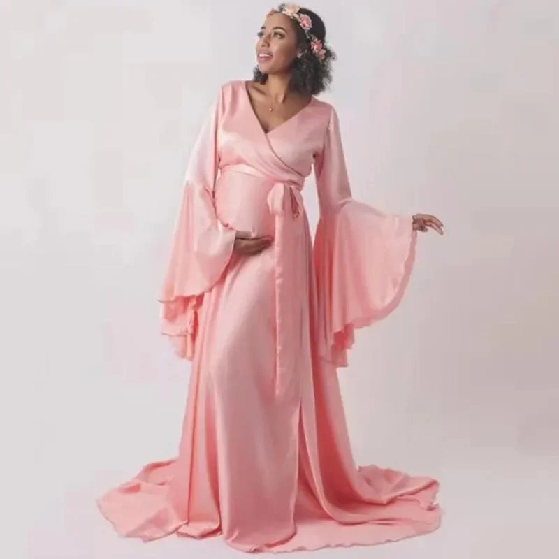Vestido de maternidad con cuello en V para sesión fotográfica - imagen 2