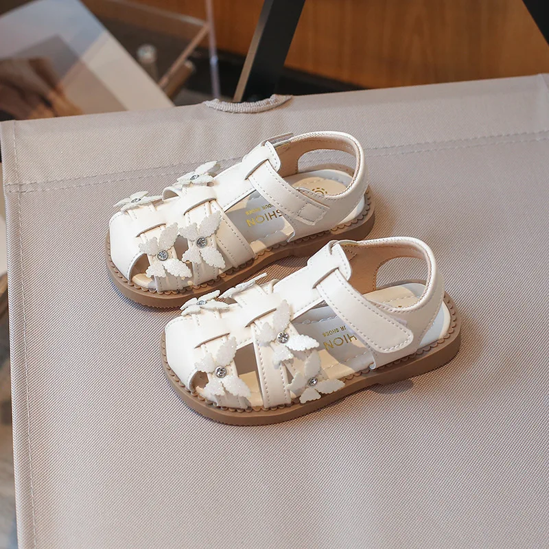 Sandalias infantiles versátiles para uso diario