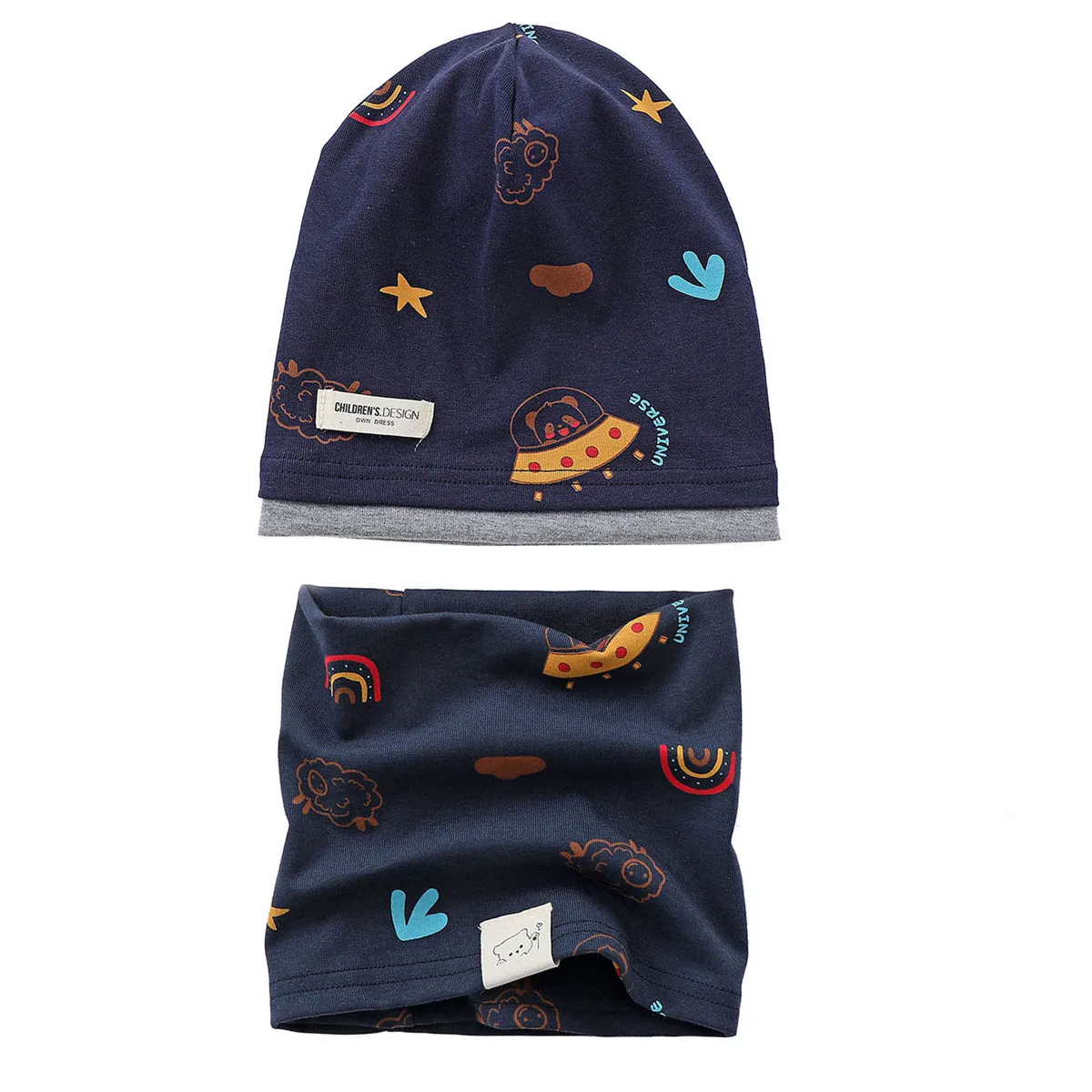 Gorro infantil con diseño espacial