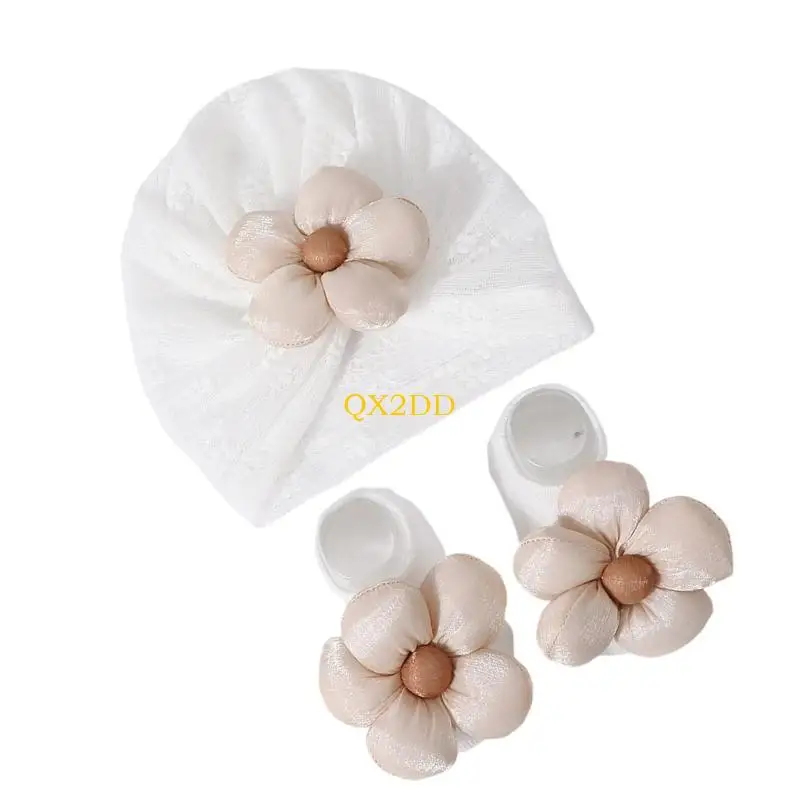 Turbante floral rosa con calcetines coordinados para bebé