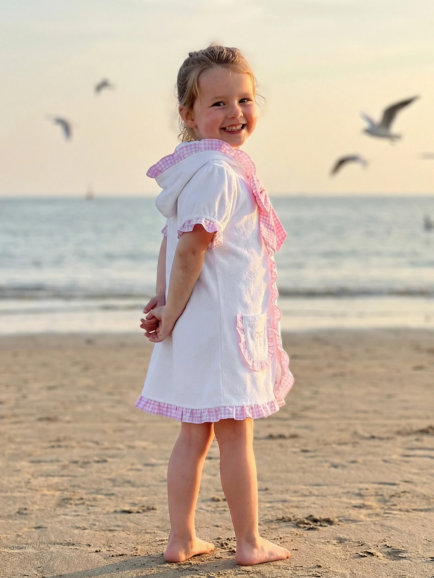 Bata de playa para piscina en estilo cuadritos