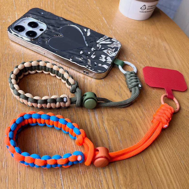 Accesorio colgante para móvil con diseño decorativo