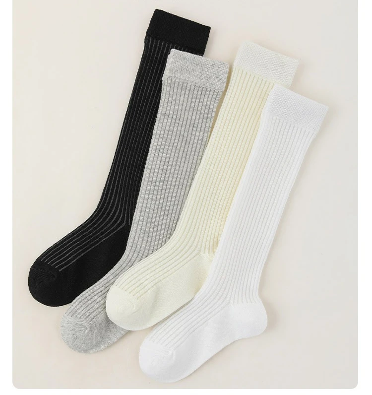 Calcetines cómodos para uso escolar y actividades