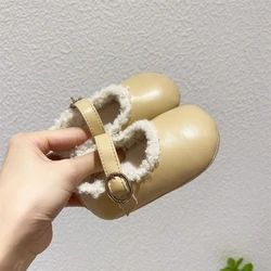 Zapatos para primeros pasos con felpa y suela blanda de niña