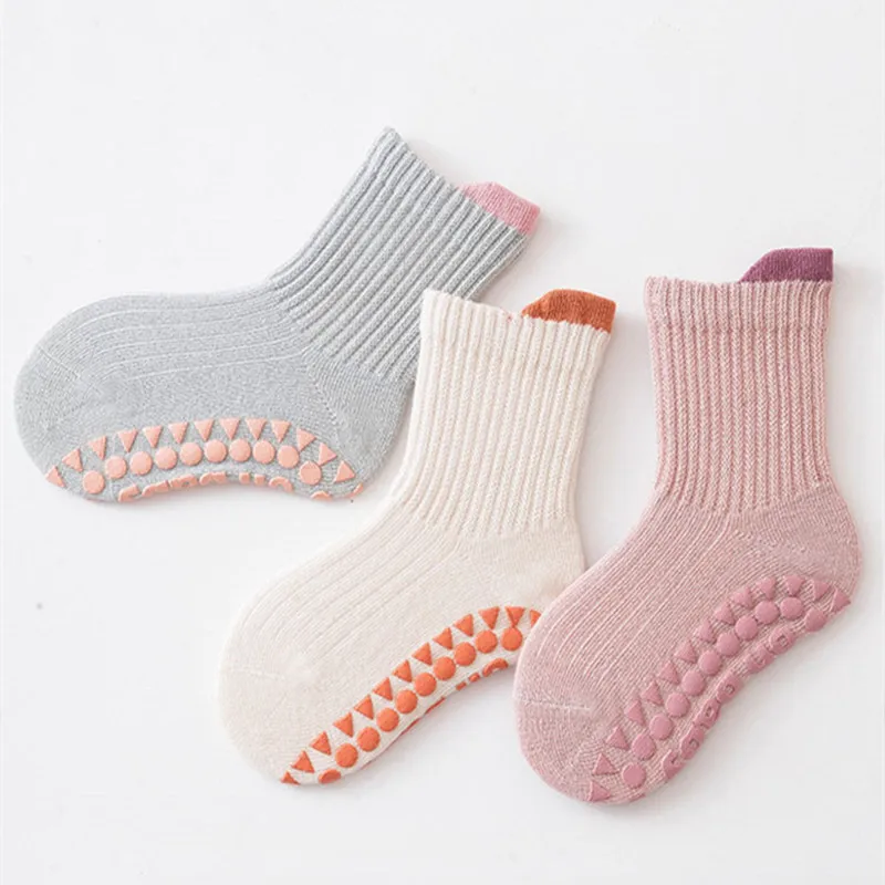 Calcetines antideslizantes de algodón suave para bebé niño - imagen 4