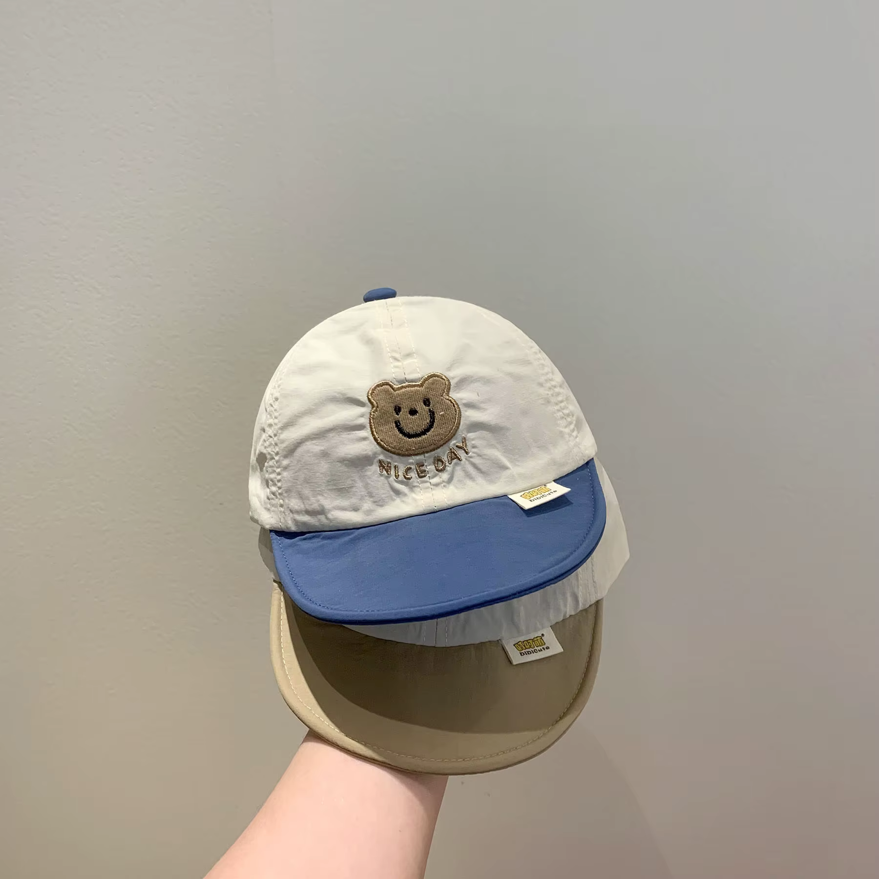 Gorra snapback infantil con diseño de oso para verano