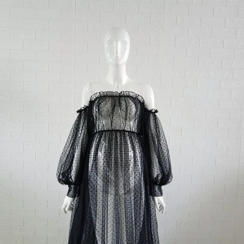 Vestido de tul blanco para sesión de maternidad con manga acampanada - imagen 2