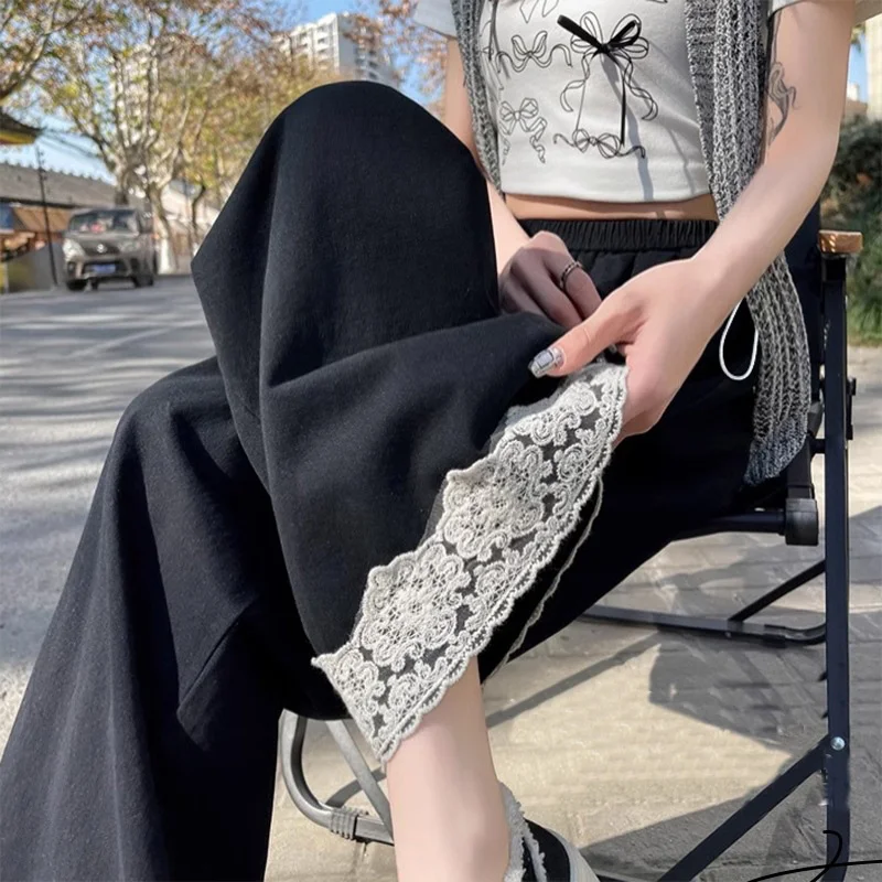 Pantalones premamá con encaje y cintura regulable