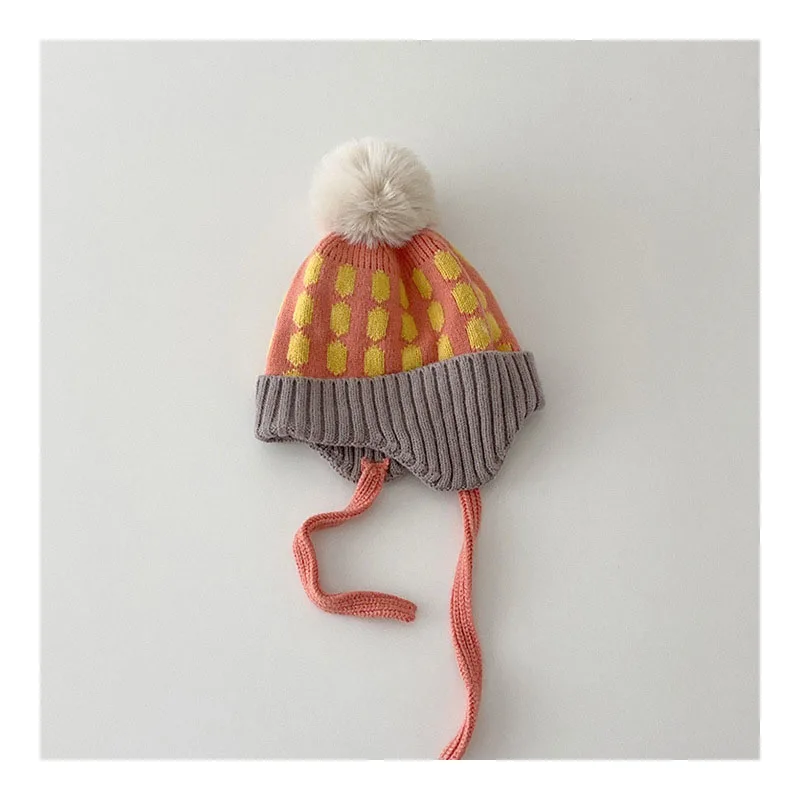 Gorro de invierno infantil con protección orejas y franjas multicolor - imagen 5