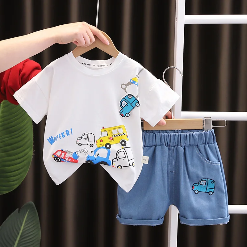 Conjunto de verano para bebé con camiseta y pantalón corto informal - imagen 4