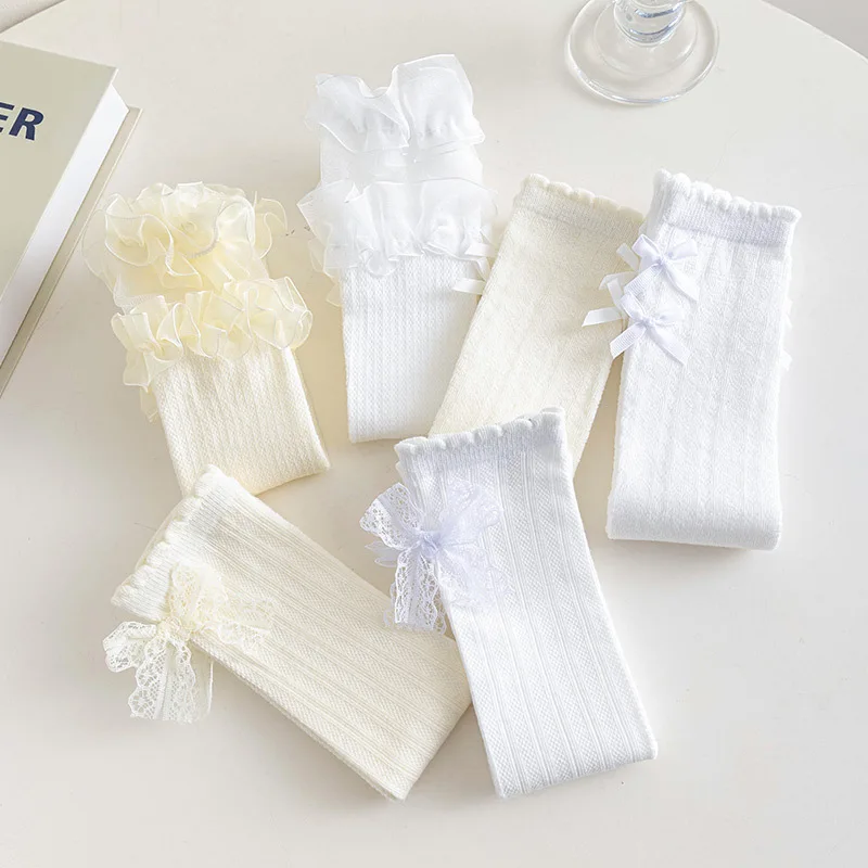 Lolita calcetines altos de encaje floral crema para niñas, lazo - imagen 3