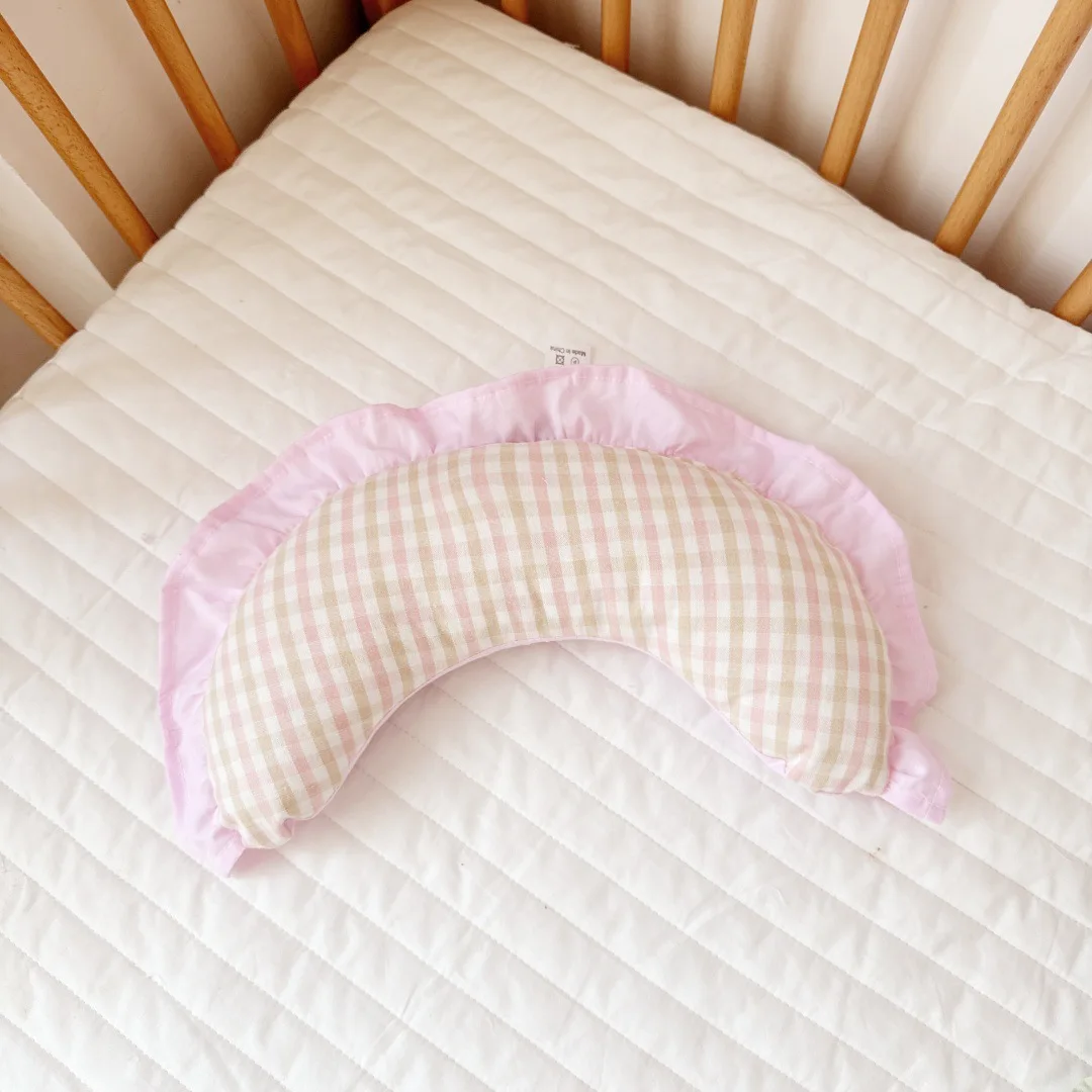 Almohada de algodón nórdico antideslizante con volantes para bebé - imagen 5