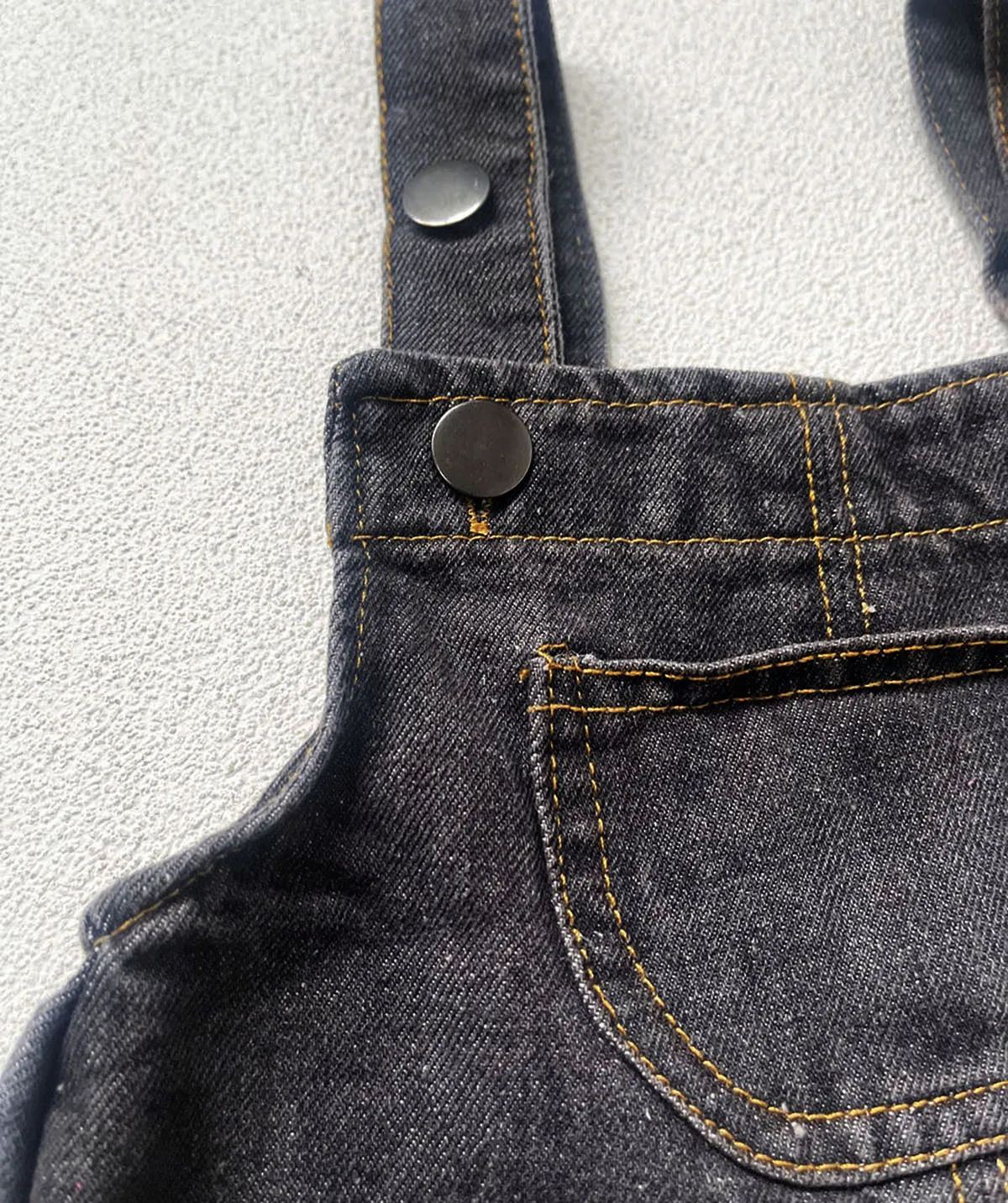 MILANCEL Peto mezclilla para bebé y niño – Mono denim sólido - imagen 3