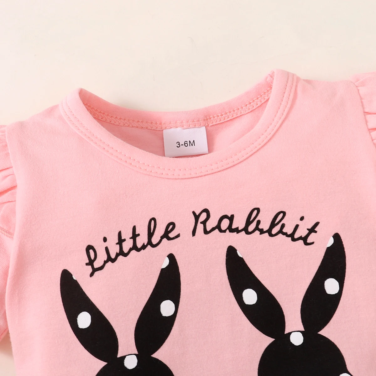 Conjunto verano bebé niña con camiseta de conejo y shorts lunares - imagen 3