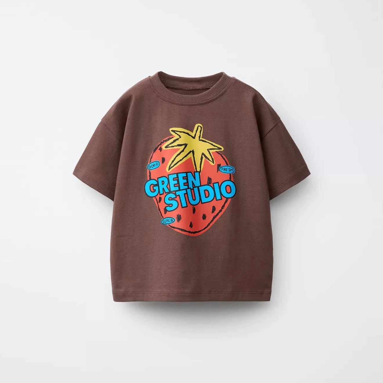 Camiseta de manga corta con estampado infantil y estilo deportivo - imagen 4