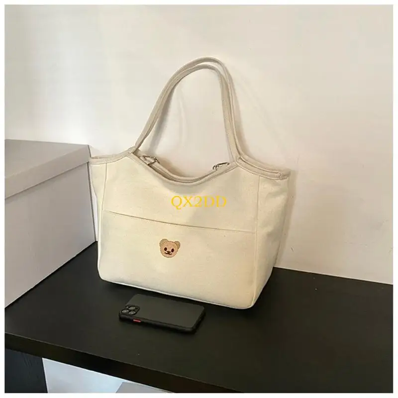 Bolsa pañales algodón con bordado de oso y bolsillos impermeables - imagen 4