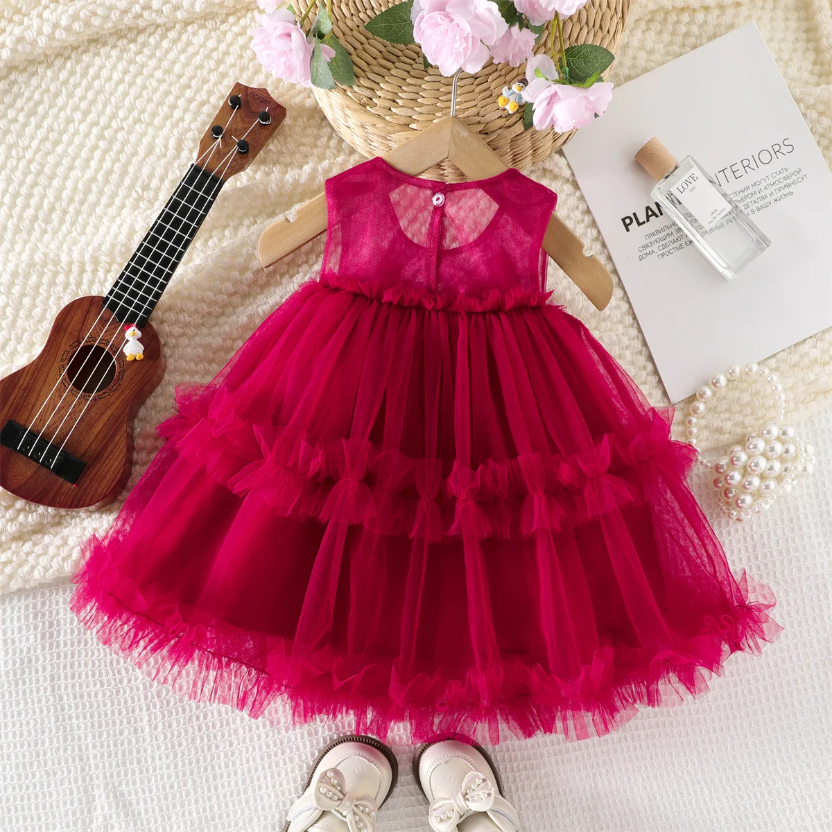 Vestido con caída ligera tipo tul para verano