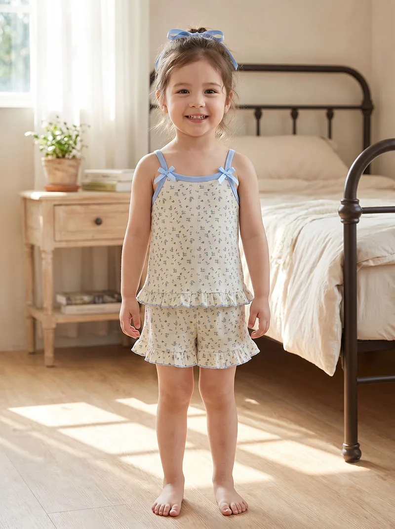 Conjunto de verano para niña con camiseta floral y pantalón corto - imagen 4