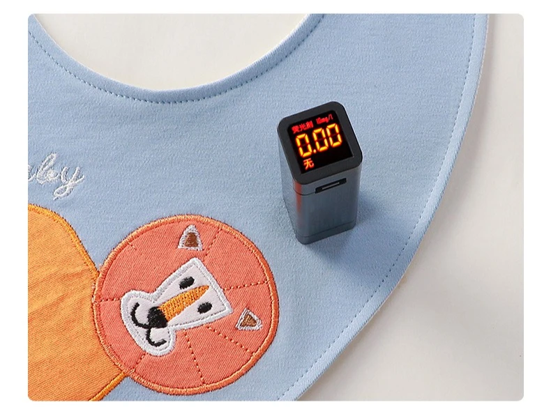 Babero bandana infantil en el día a día