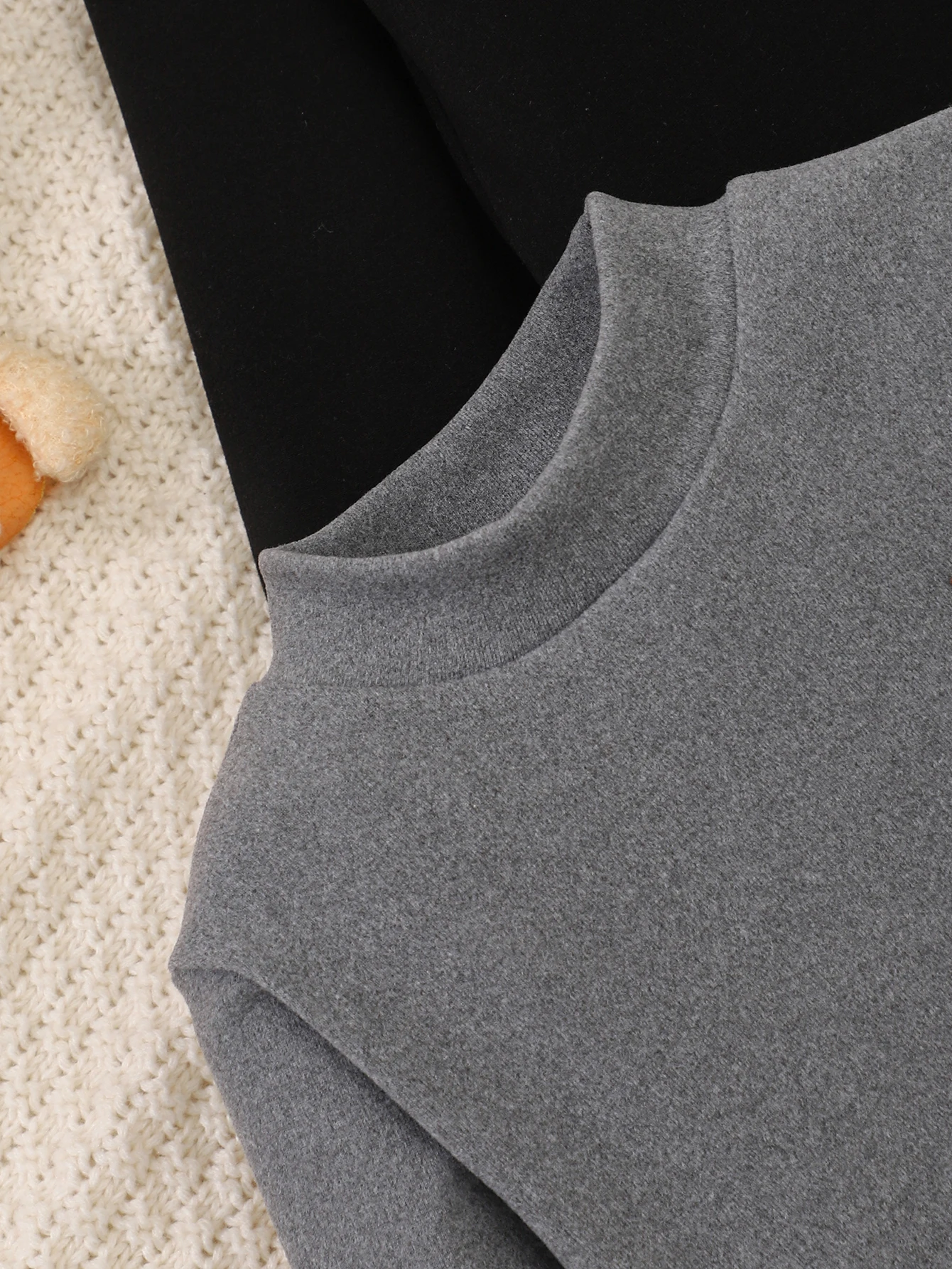 Camisetas térmicas de cuello alto suaves para niños en otoño-invierno - imagen 5