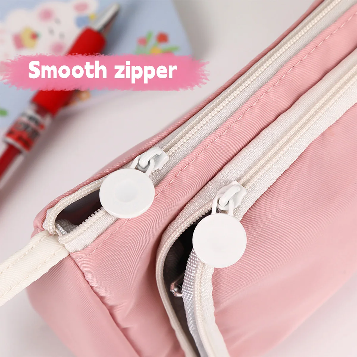 Bolsa de lápices Kawaii rosa con vista frontal