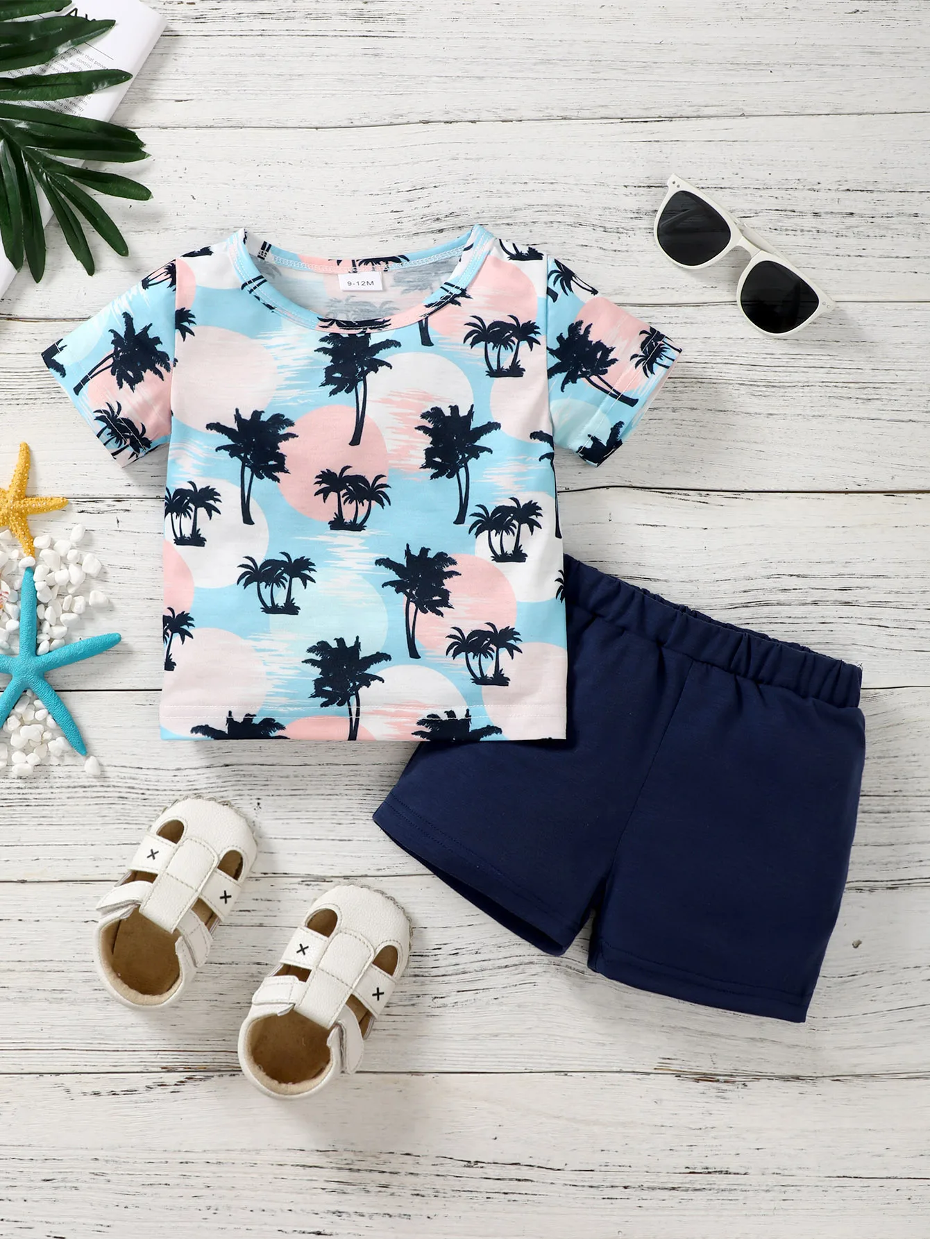 Conjunto bebé verano con estampado de palmeras y pantalón corto - imagen 5