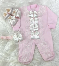 Conjunto de bebé niña vintage con nombre bordado, corona y joyas