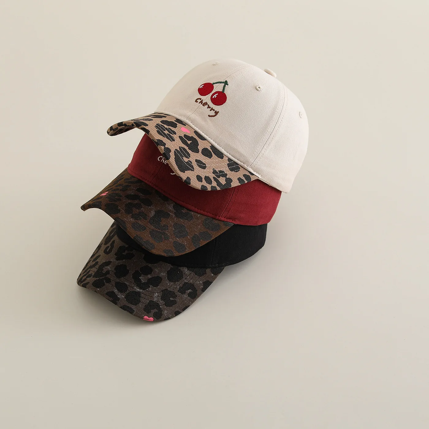 Gorra de béisbol infantil con estampado leopardo y cerezas veraniegas - imagen 5