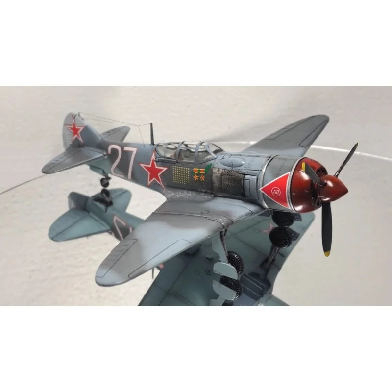 Maqueta de montaje caza La-7 Trumpeter - imagen 3
