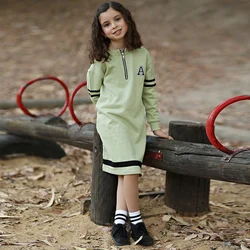 Vestido rayas azul marino manga larga con bordado para niña