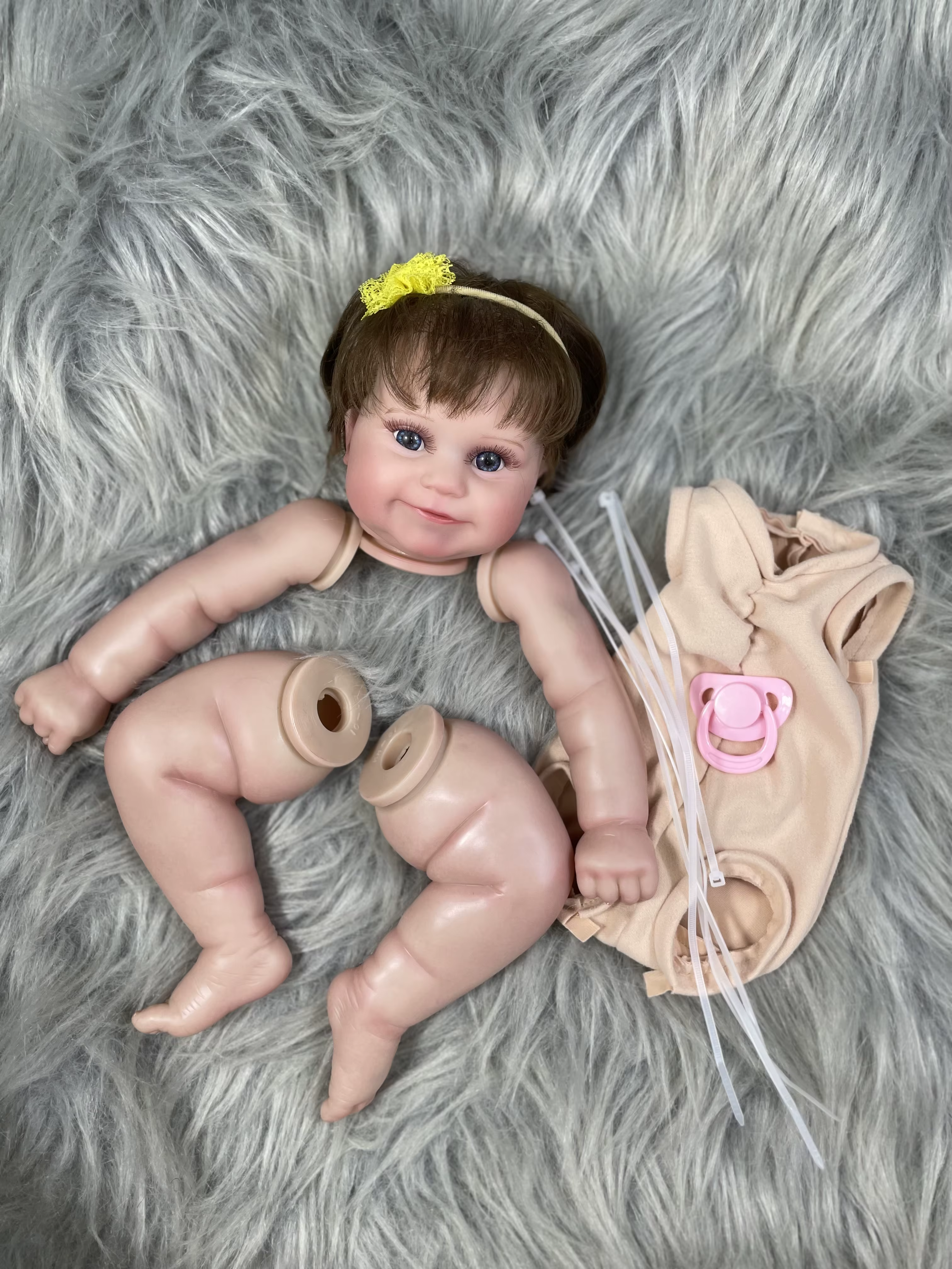 Maddie Kit de muñeco realista con piel 3D y pelo enraizado suave - imagen 4