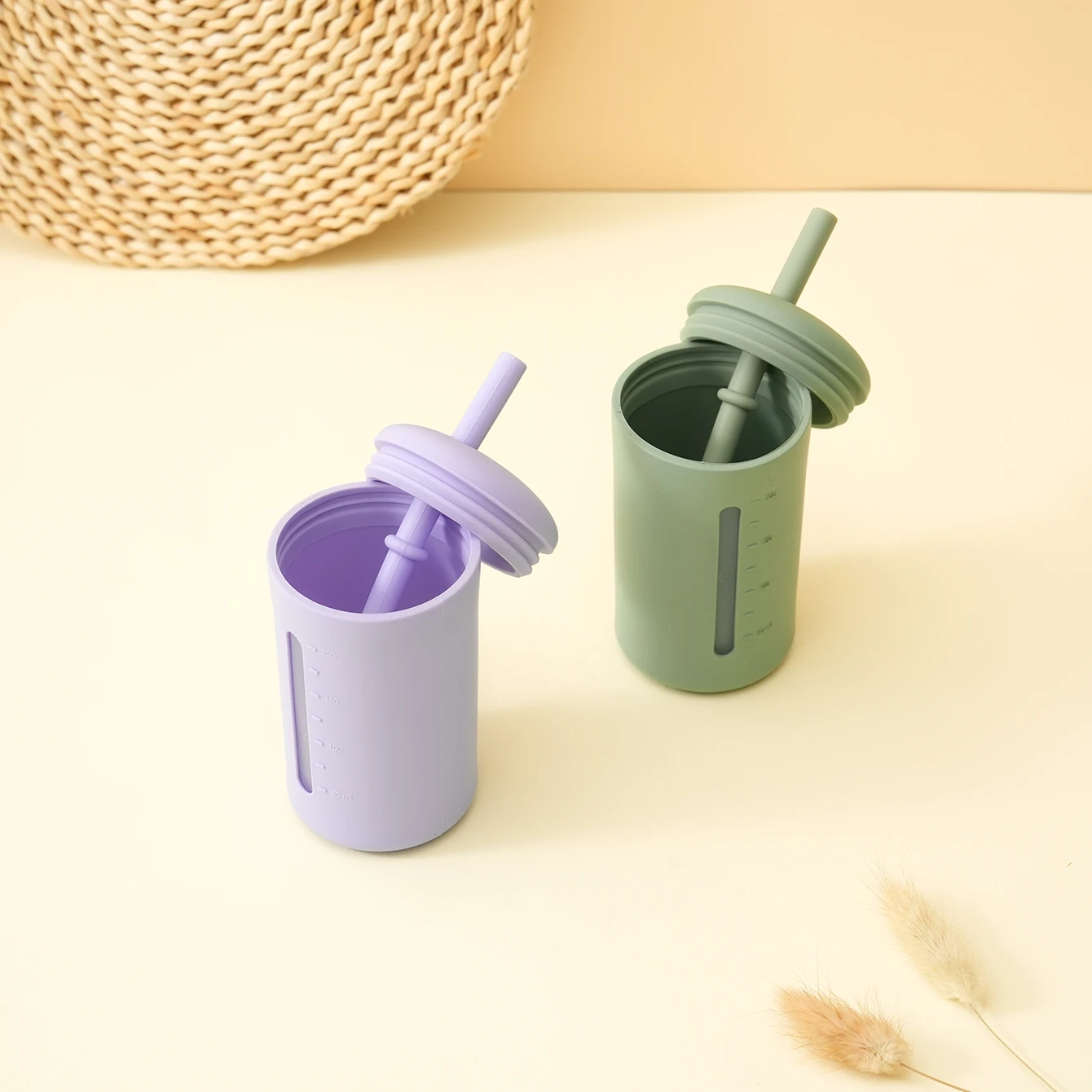 Taza con pajita silicona libre de BPA, antifugas entrenamiento bebés - imagen 2