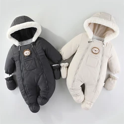 Mono pelele recién nacido para niña de invierno con guantes